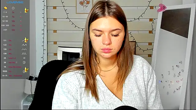 Josephine Kiss online show from 22, 10, 2025