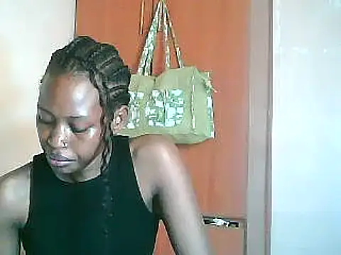 Snapshot of Sweet_Vinkah chatting on 9, 12, 2024 Sweet Vinkah online show from 9, 12, 2024