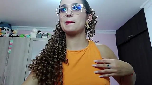 Snapshot of caroline_jonson chatting on 9, 2, 2025 caroline jonson online show from 9, 2, 2025