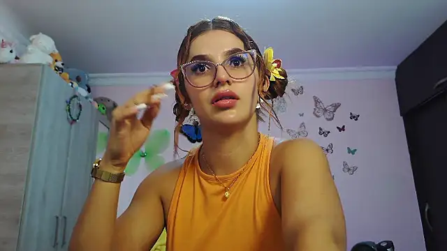 caroline jonson online show from 10, 1, 2026