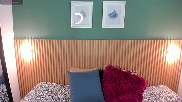  anavictoria  online show from 17, 10, 2025