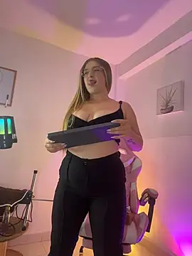  abby Cooper  online show from 27, 6, 2026