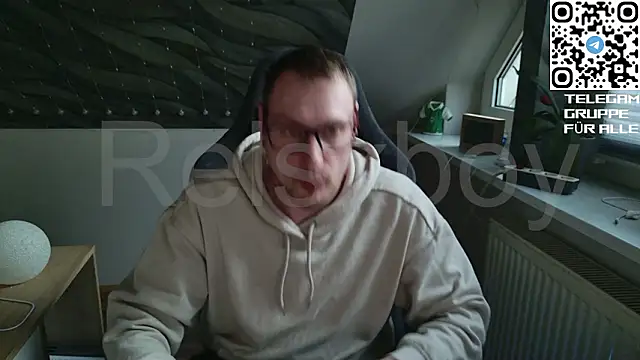 Relsxboy online show from 4, 3, 2026