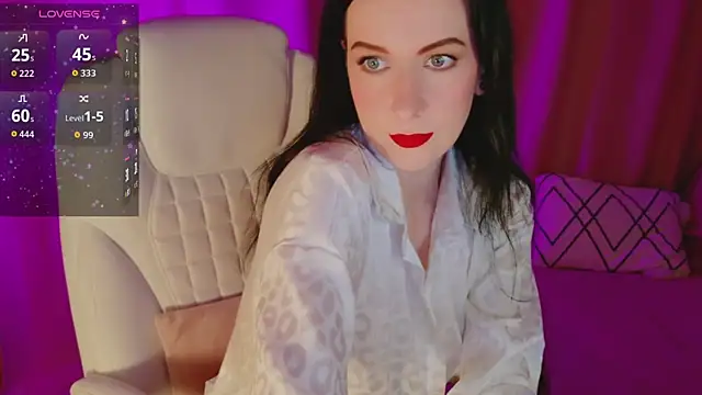 Snapshot of AndreaAshton chatting on 26, 7, 2026 AndreaAshton online show from 26, 7, 2026