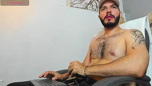 Tom Bailey online show from 13, 9, 2025