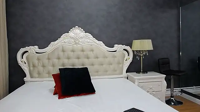 Snapshot of ArielBurn chatting on 3, 12, 2024 ArielBurn online show from 3, 12, 2024