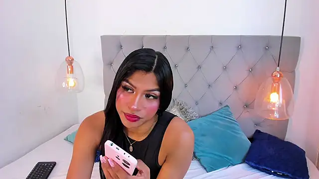 KimberlyCutee online show from 2, 4, 2026