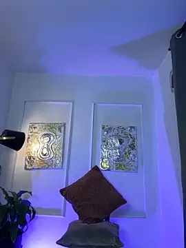 Valermodel online show from 10, 2, 2026