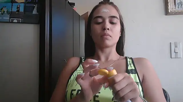 Snapshot of trianabell chatting on 6, 7, 2026 trianabell online show from 6, 7, 2026