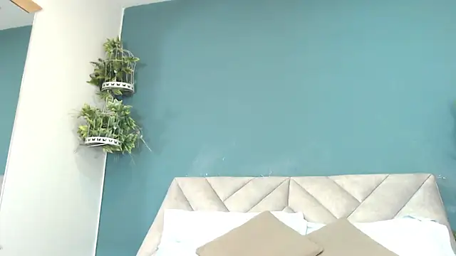 Snapshot of SharisWillian chatting on 10, 6, 2026 SharisWillian online show from 10, 6, 2026