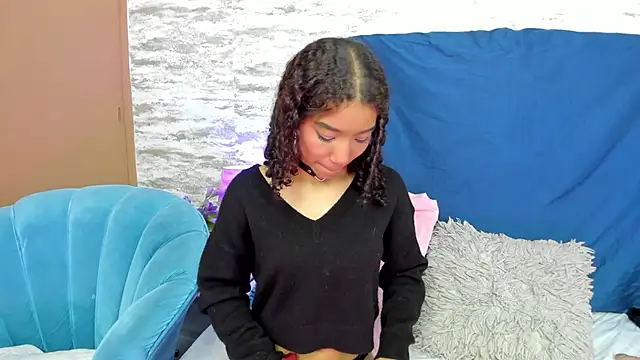 Snapshot of nya_ah chatting on 19, 12, 2024 nya ah online show from 19, 12, 2024