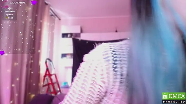 JustMeowGirl online show from 6, 4, 2026