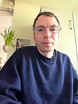 Schnubby1 online show from 21, 3, 2025