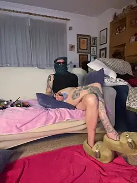 Snapshot of Kamaleonix chatting on 23, 3, 2025 Kamaleonix online show from 23, 3, 2025