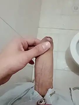 Snapshot of Wynni chatting on 28, 9, 2025 Wynni online show from 28, 9, 2025