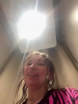 Snapshot of MooonReal chatting on 1, 3, 2026 MooonReal online show from 1, 3, 2026