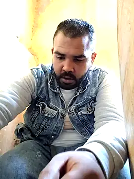 Snapshot of ListedLoin chatting on 14, 1, 2025 ListedLoin online show from 14, 1, 2025