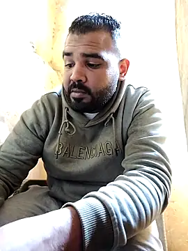 Snapshot of ListedLoin chatting on 29, 1, 2025 ListedLoin online show from 29, 1, 2025