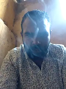 Snapshot of ListedLoin chatting on 2, 11, 2025 ListedLoin online show from 2, 11, 2025