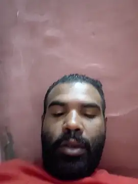 Snapshot of ListedLoin chatting on 8, 11, 2025 ListedLoin online show from 8, 11, 2025