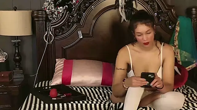 Snapshot of MeghanMarley chatting on 19, 10, 2025 MeghanMarley online show from 19, 10, 2025