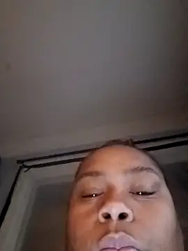 pinkpassionpleaser online show from 27, 1, 2025