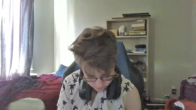 KaliSnow199623 online show from 5, 2, 2026