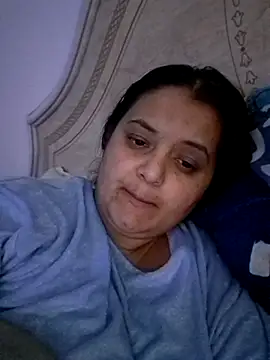 Snapshot of sarahhh1987 chatting on 29, 10, 2025 sarahhh1987 online show from 29, 10, 2025