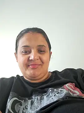 Snapshot of sarahhh1987 chatting on 31, 10, 2025 sarahhh1987 online show from 31, 10, 2025