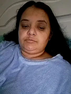 Snapshot of sarahhh1987 chatting on 5, 11, 2025 sarahhh1987 online show from 5, 11, 2025