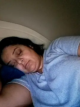 Snapshot of sarahhh1987 chatting on 11, 11, 2025 sarahhh1987 online show from 11, 11, 2025