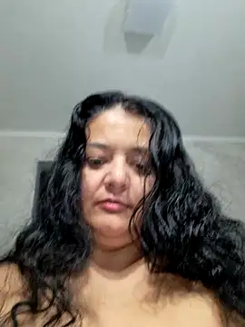 Snapshot of sarahhh1987 chatting on 29, 11, 2025 sarahhh1987 online show from 29, 11, 2025