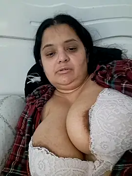 Snapshot of sarahhh1987 chatting on 20, 12, 2025 sarahhh1987 online show from 20, 12, 2025