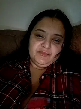 Snapshot of sarahhh1987 chatting on 6, 1, 2026 sarahhh1987 online show from 6, 1, 2026