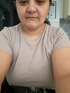 Snapshot of sarahhh1987 chatting on 22, 2, 2026 sarahhh1987 online show from 22, 2, 2026