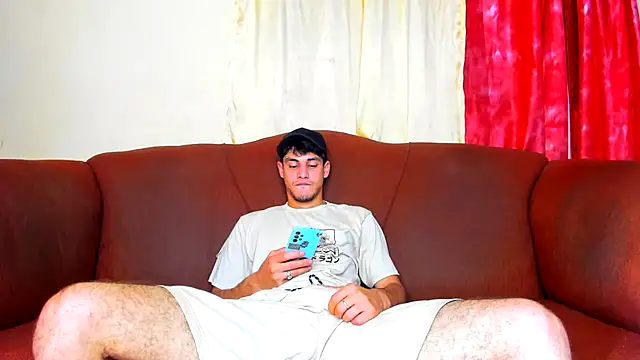 Snapshot of guy_master chatting on 4, 5, 2026 guy master online show from 4, 5, 2026