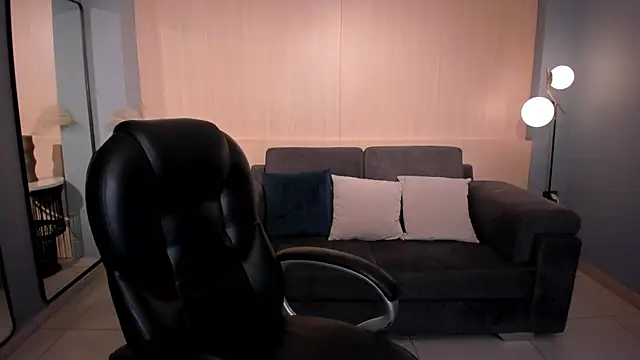 AliceHarper  online show from 1, 3, 2026