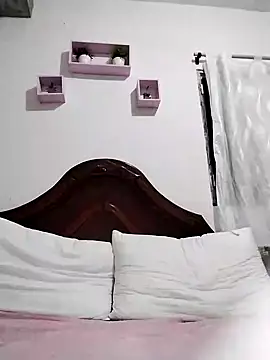 lunanataly online show from 27, 2, 2025