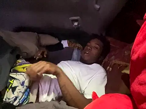 SlimeCrownzOut5 online show from 31, 10, 2025