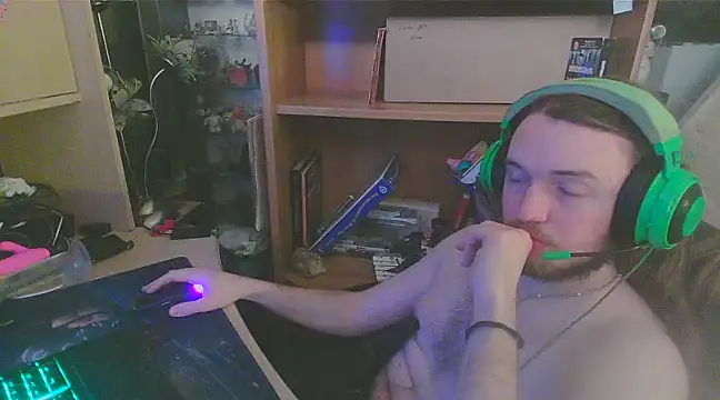 nicolasdumand21 online show from 25, 2, 2025