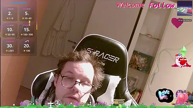 Snapshot of larsgessner30 chatting on 10, 5, 2026 larsgessner30 online show from 10, 5, 2026