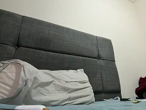 laynufff online show from 20, 3, 2026