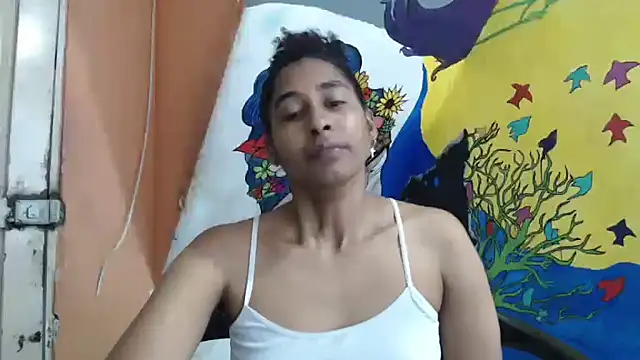 Snapshot of yohatinelly07 chatting on 5, 2, 2026 yohatinelly07 online show from 5, 2, 2026