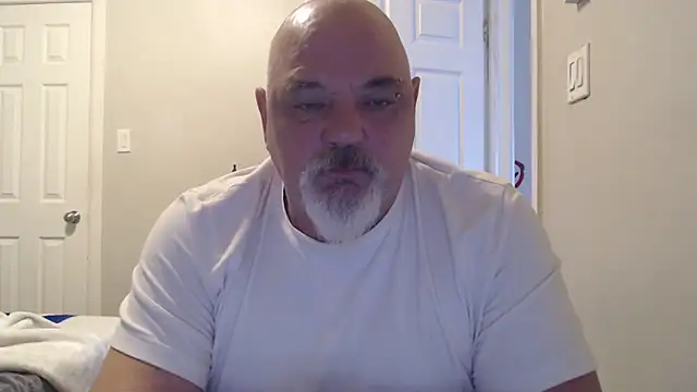 Snapshot of Newfiesausage1972 chatting on 20, 3, 2025 Newfiesausage1972 online show from 20, 3, 2025