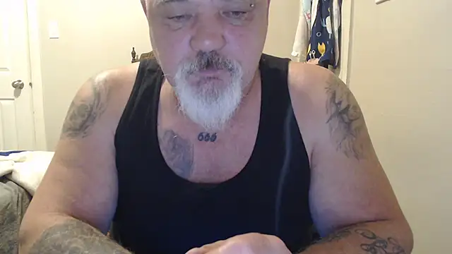 Snapshot of Newfiesausage1972 chatting on 21, 3, 2025 Newfiesausage1972 online show from 21, 3, 2025