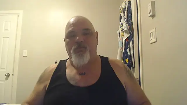 Snapshot of Newfiesausage1972 chatting on 22, 3, 2025 Newfiesausage1972 online show from 22, 3, 2025