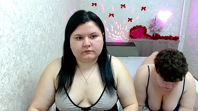 BeckyAndHellen online show from 26, 12, 2024