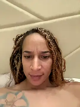 Snapshot of Shuggabutt chatting on 28, 9, 2025 Shuggabutt online show from 28, 9, 2025