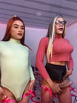 Snapshot of big_girl21cm chatting on 11, 11, 2025 big girl21cm online show from 11, 11, 2025