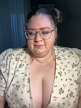 Snapshot of Chloe_WS chatting on 3, 3, 2025 Chloe WS online show from 3, 3, 2025